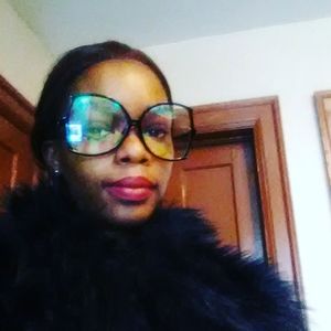 Meet your Posher, Whitney